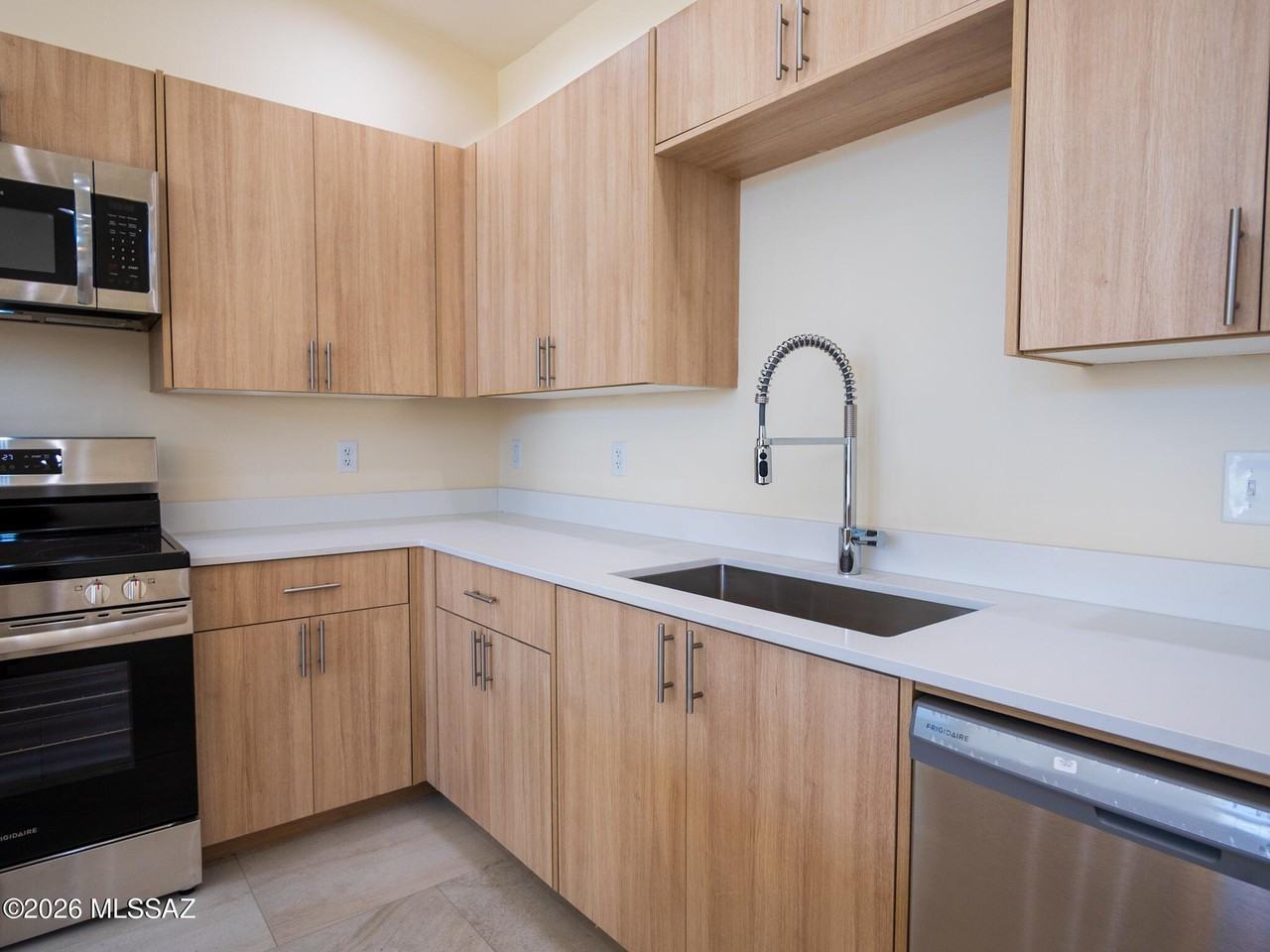 1616 E Hedrick Dr #2 - Photo 3 of 25
