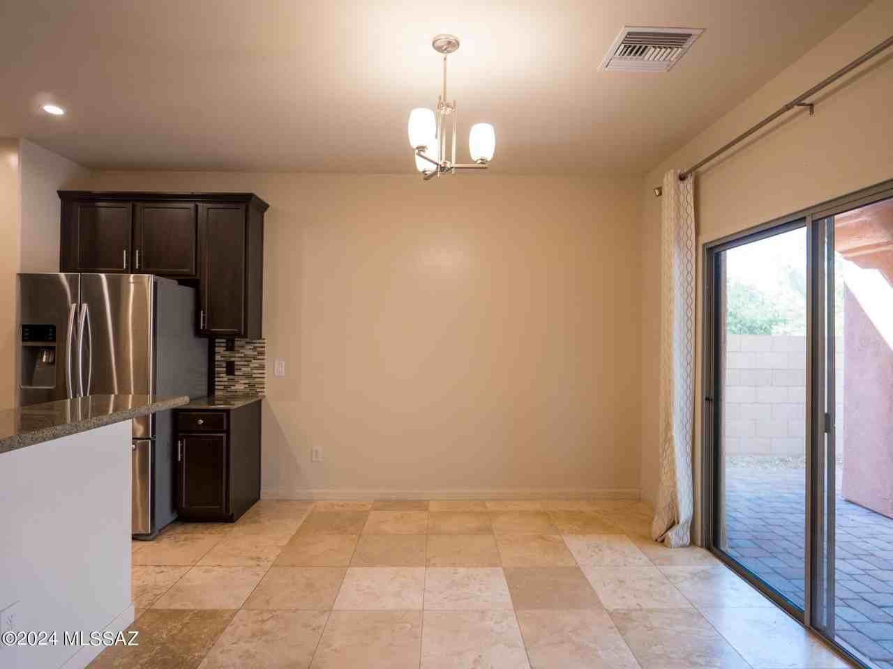 4249 N Golden Ridge Ln - Photo 6 of 38
