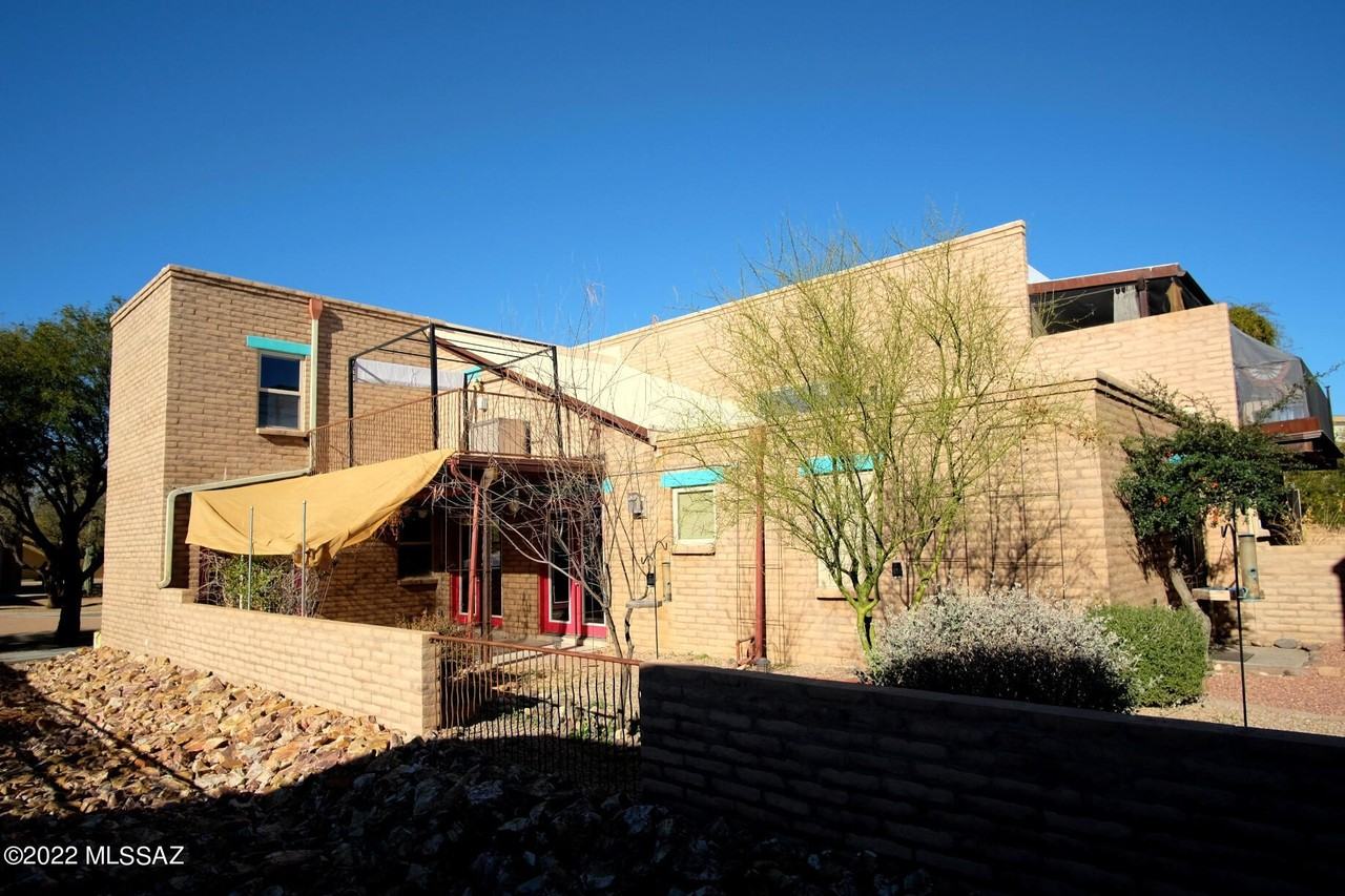 10514 E Seven Generations Way - Photo 2 of 40