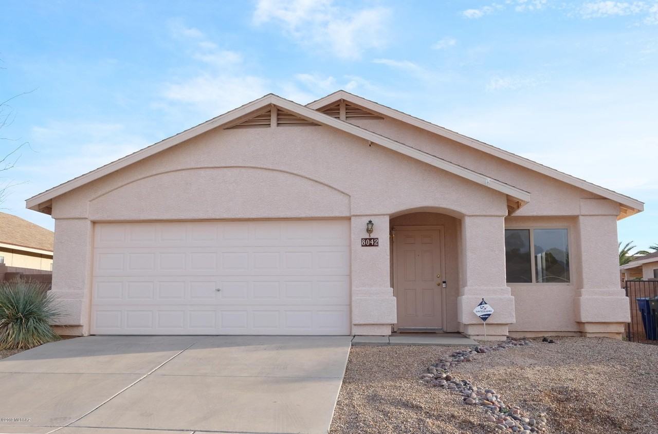8042 E Sundew Dr - Photo 2 of 29