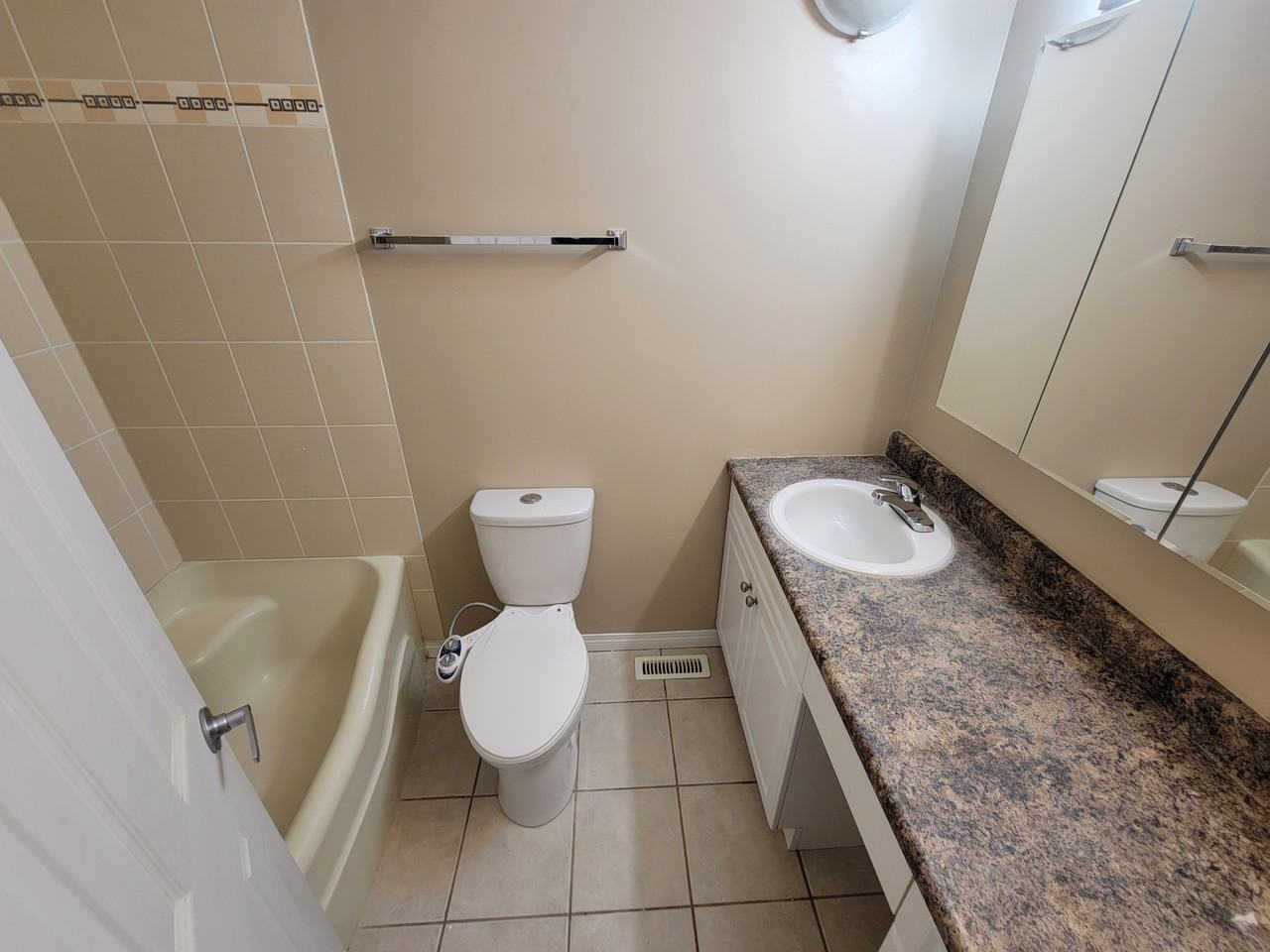 18104 93 Ave Nw #1 - Photo 7 of 17