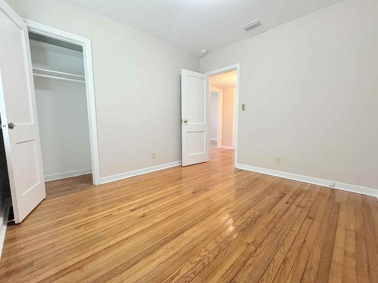 606 Collins Dr - Photo 7 of 13