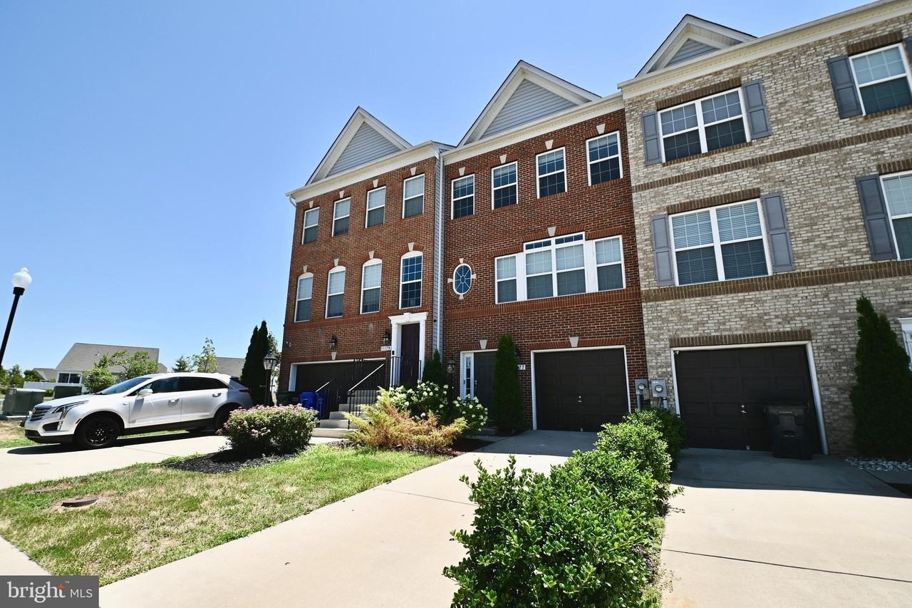11177 Southport Pl - Photo 2 of 43
