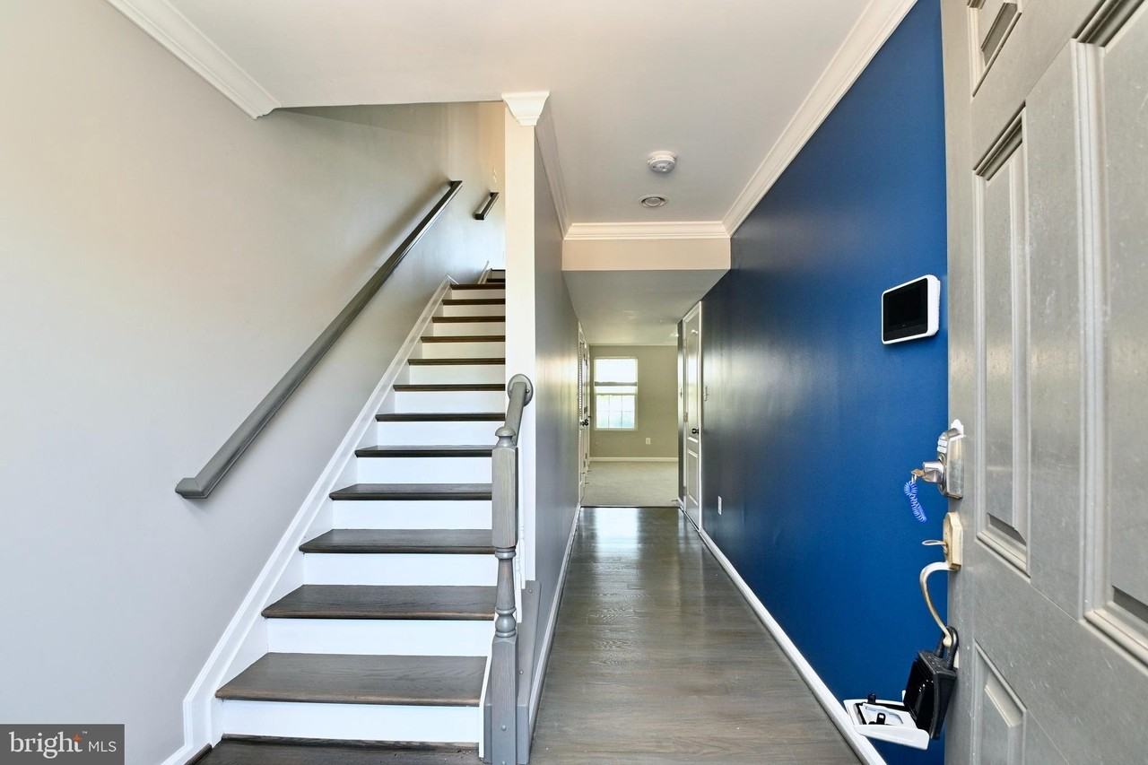 11177 Southport Pl - Photo 5 of 43
