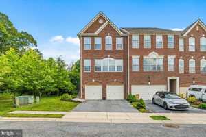 featured image of 5053 Wesley Sq