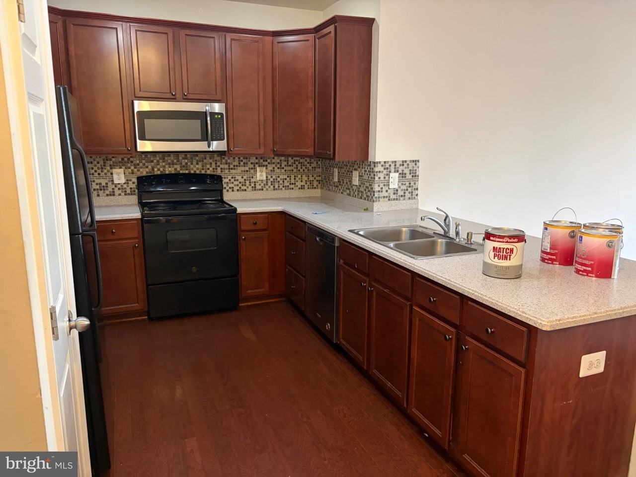 8141 Mission Hill Pl #19 - Photo 5 of 17