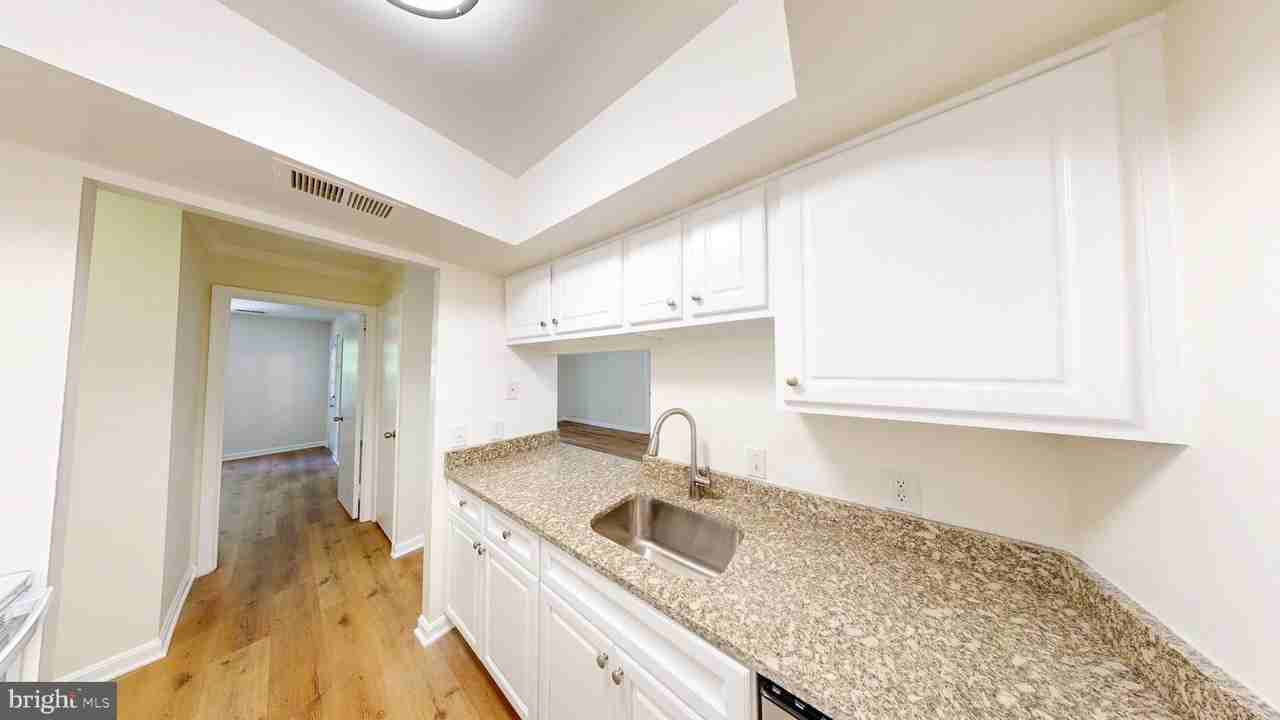 18318 Streamside Dr #202 - Photo 5 of 14