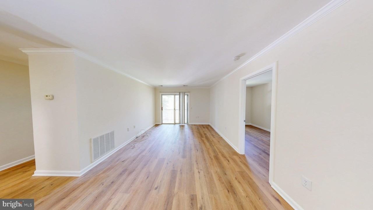 18318 Streamside Dr #202 - Photo 7 of 14