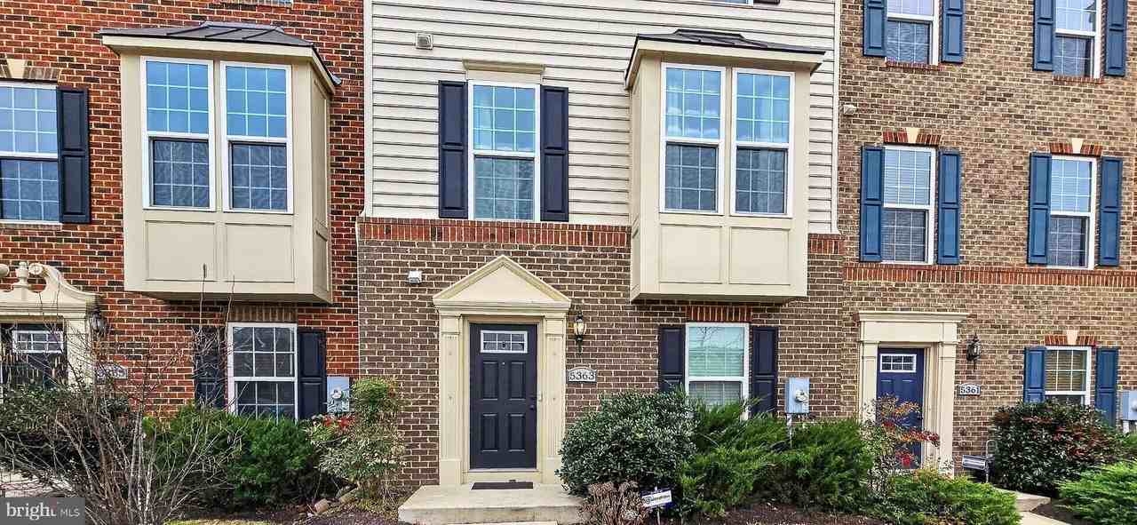 5363 S Center Dr - Photo 3 of 30
