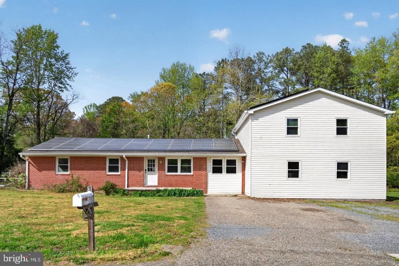 45278 Cove Manor Rd - Photo 2 of 18