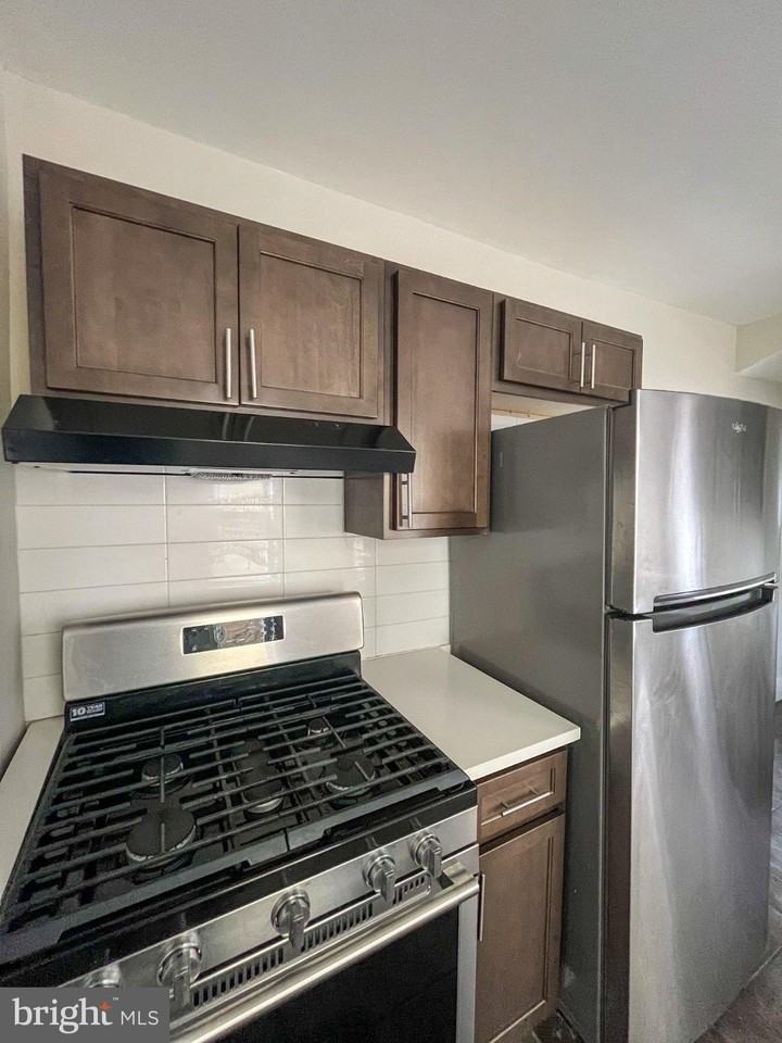 103 Newell Ave - Photo 7 of 16