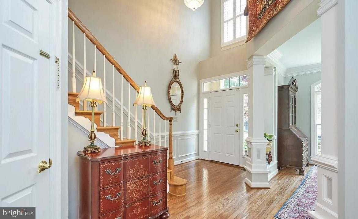 10084 Daniels Run Way - Photo 2 of 22
