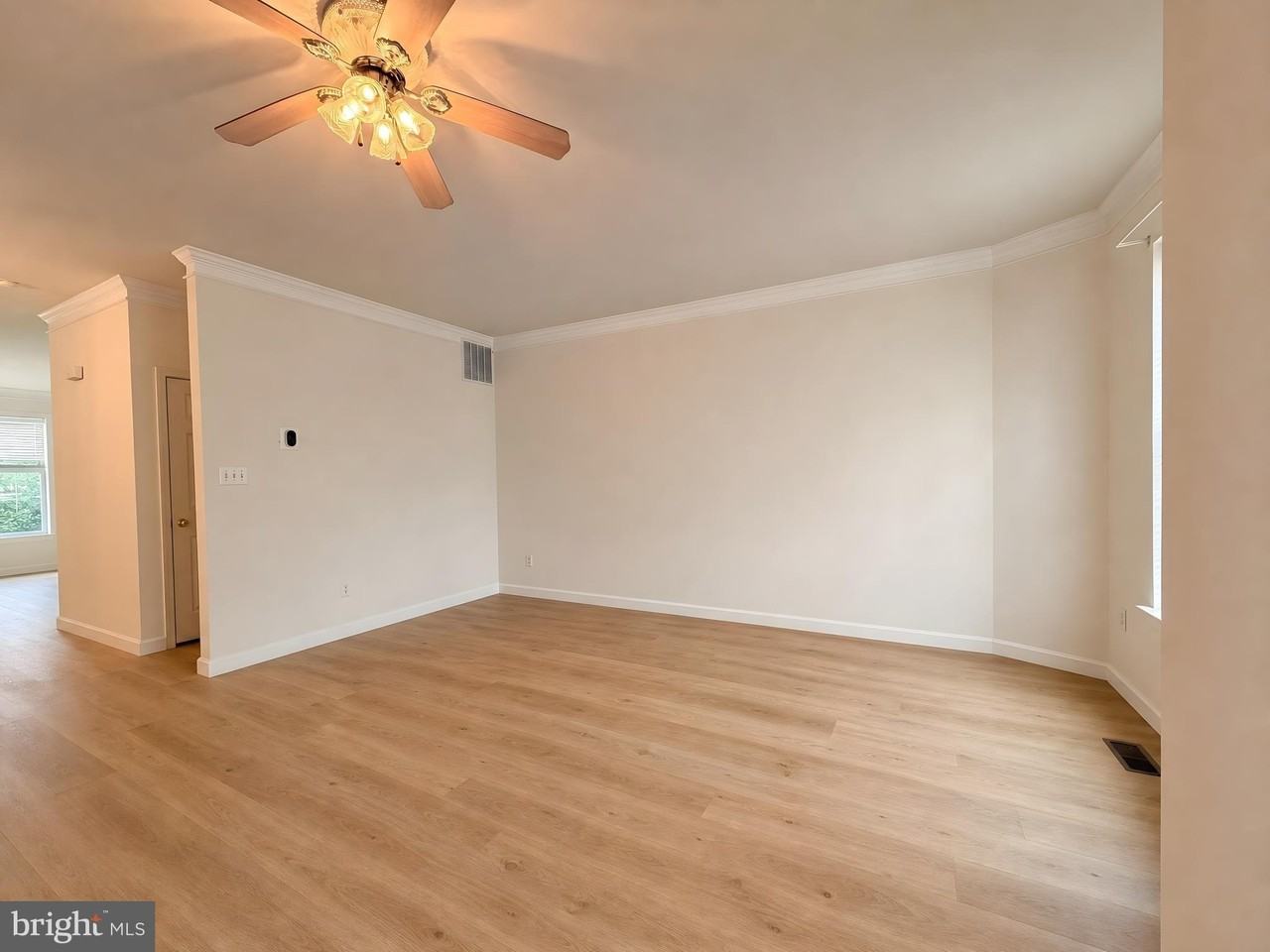 4663 Flatlick Branch Dr - Photo 3 of 14