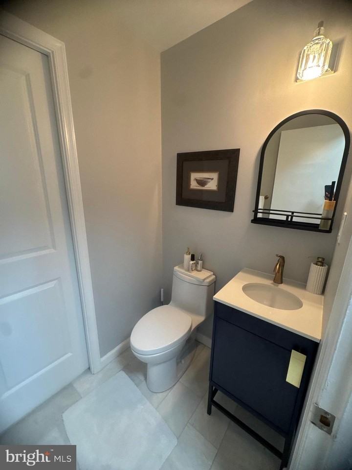 6315 Willowood Ln - Photo 4 of 34