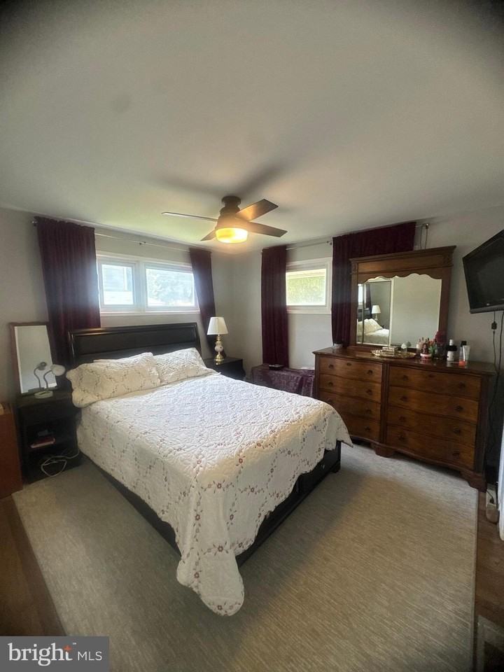 6315 Willowood Ln - Photo 7 of 34