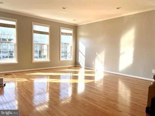 42476 Franklin Benjamin Ter - Photo 3 of 26