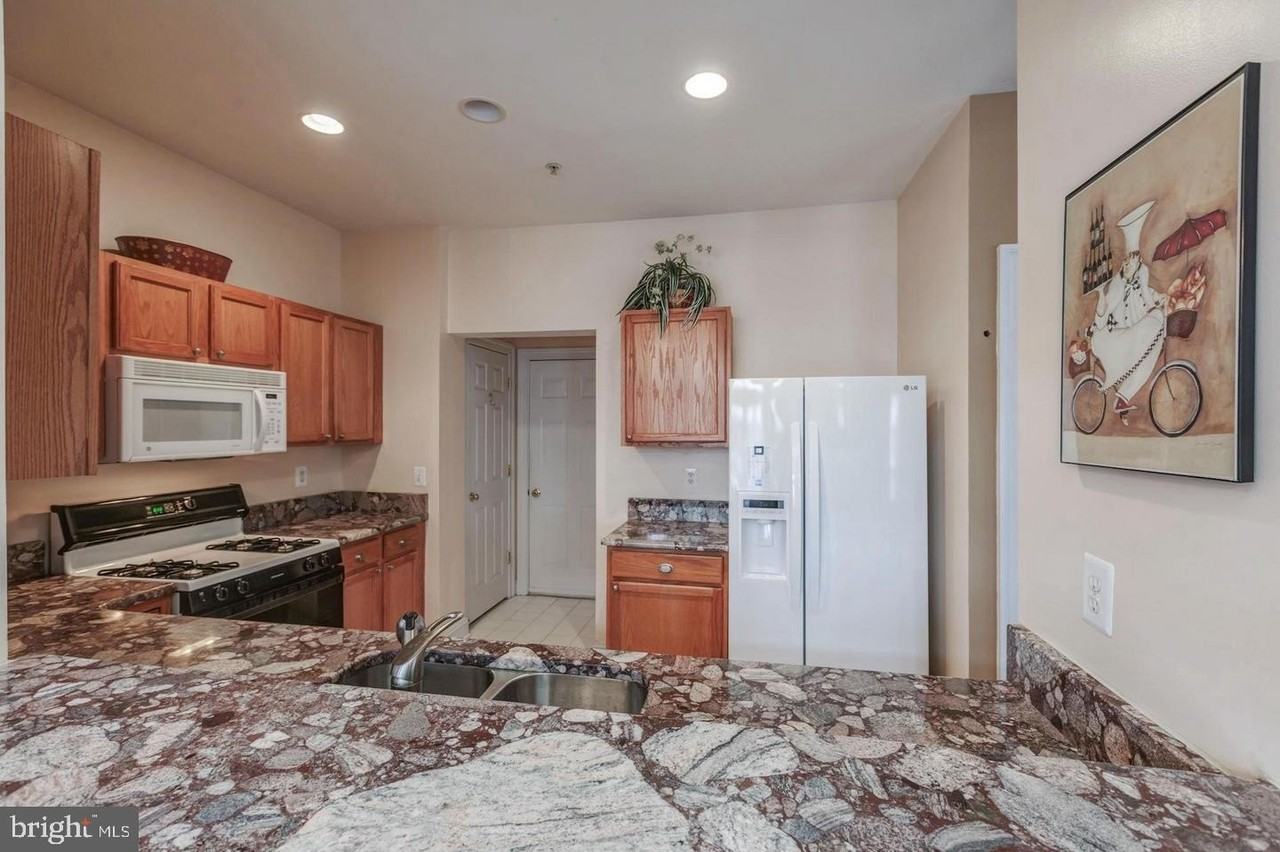 46363 Pryor Sq #125 - Photo 7 of 18