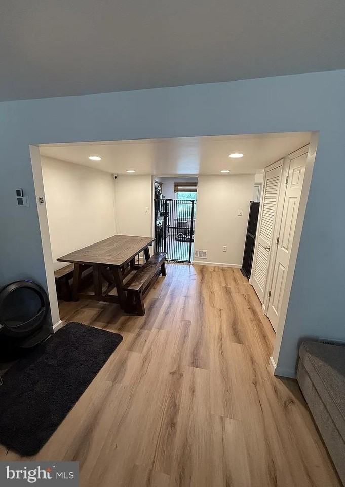 7627 Glenolden Pl - Photo 4 of 13