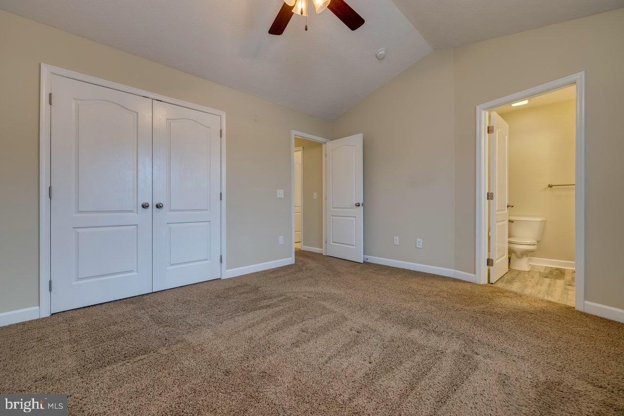 102 Cedar Point Ln - Photo 6 of 13