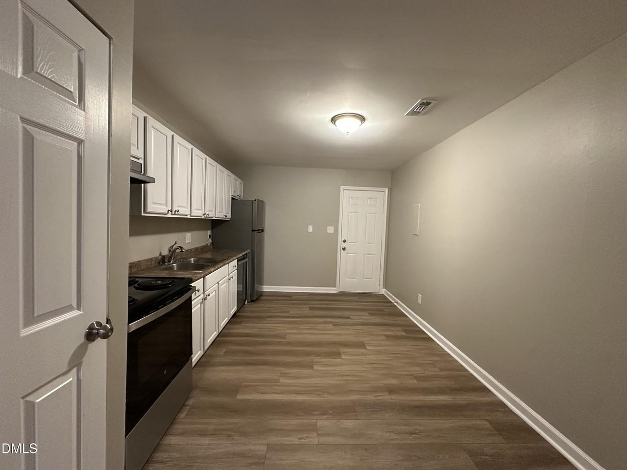 1113 Upchurch St #C - Photo 5 of 15