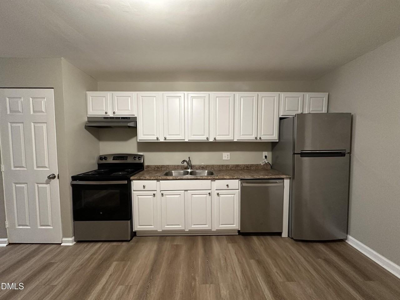 1113 Upchurch St #C - Photo 6 of 15