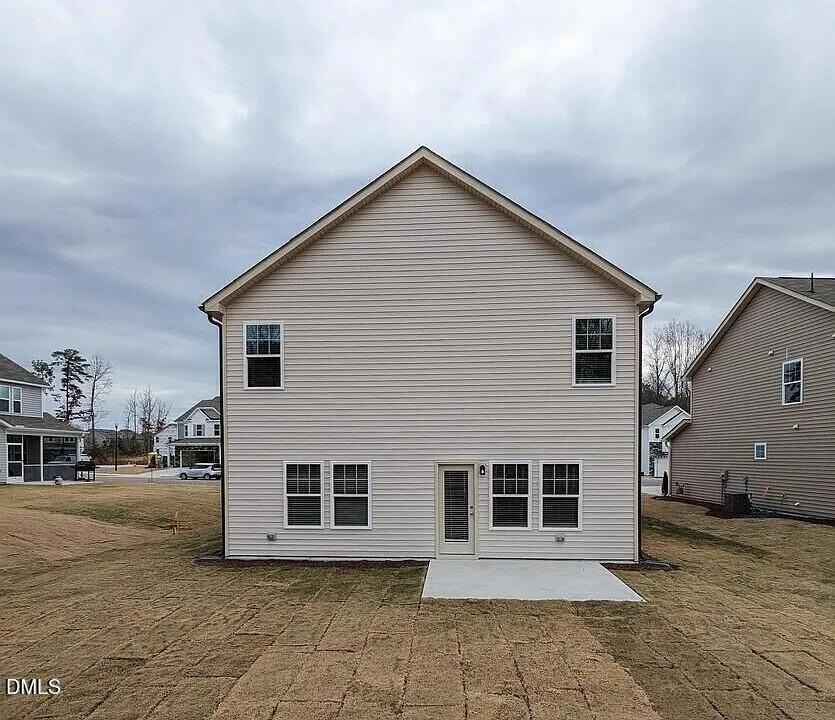 1233 Weavers Trace Dr - Photo 2 of 14