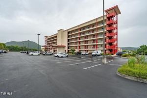 featured image of 210 Raceday Center Dr #202