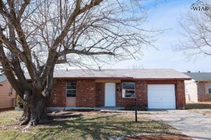 featured image of 4604 N Eden Hills Cir