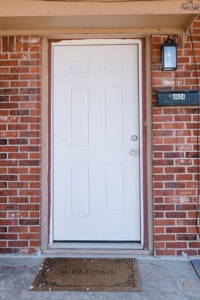 4604 N Eden Hills Cir - Photo 3 of 28