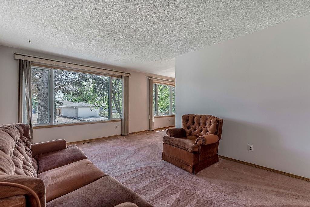 1808 Matheson Dr Ne #1 - Photo 4 of 50