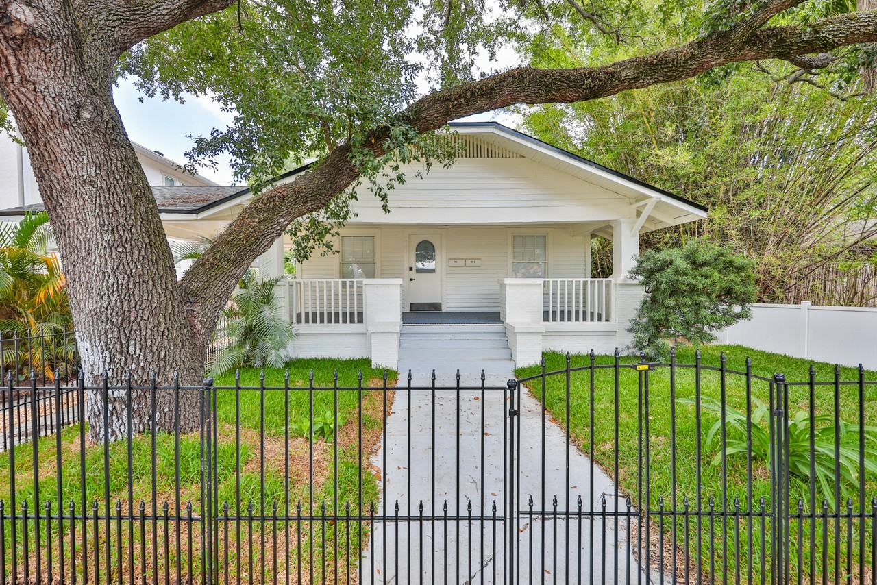 902 W Columbus Dr - Photo 4 of 38