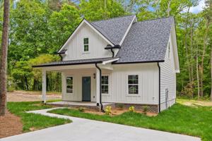 featured image of 2119 Oak St