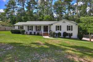 featured image of 2111 Huron Dr