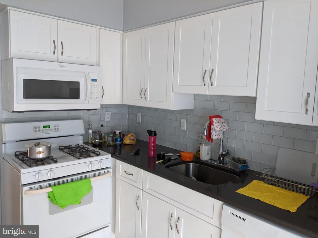 99 Brookview Cir - Photo 4 of 8