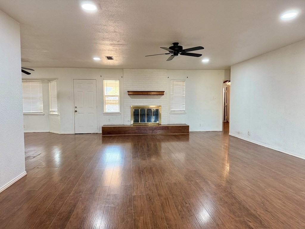 4304 Gulf Ave - Photo 3 of 18