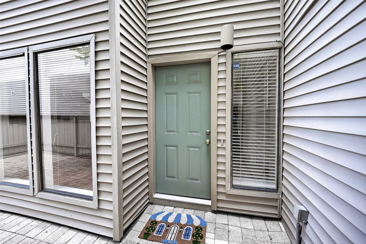 1344 Chardonnay Dr - Photo 3 of 46