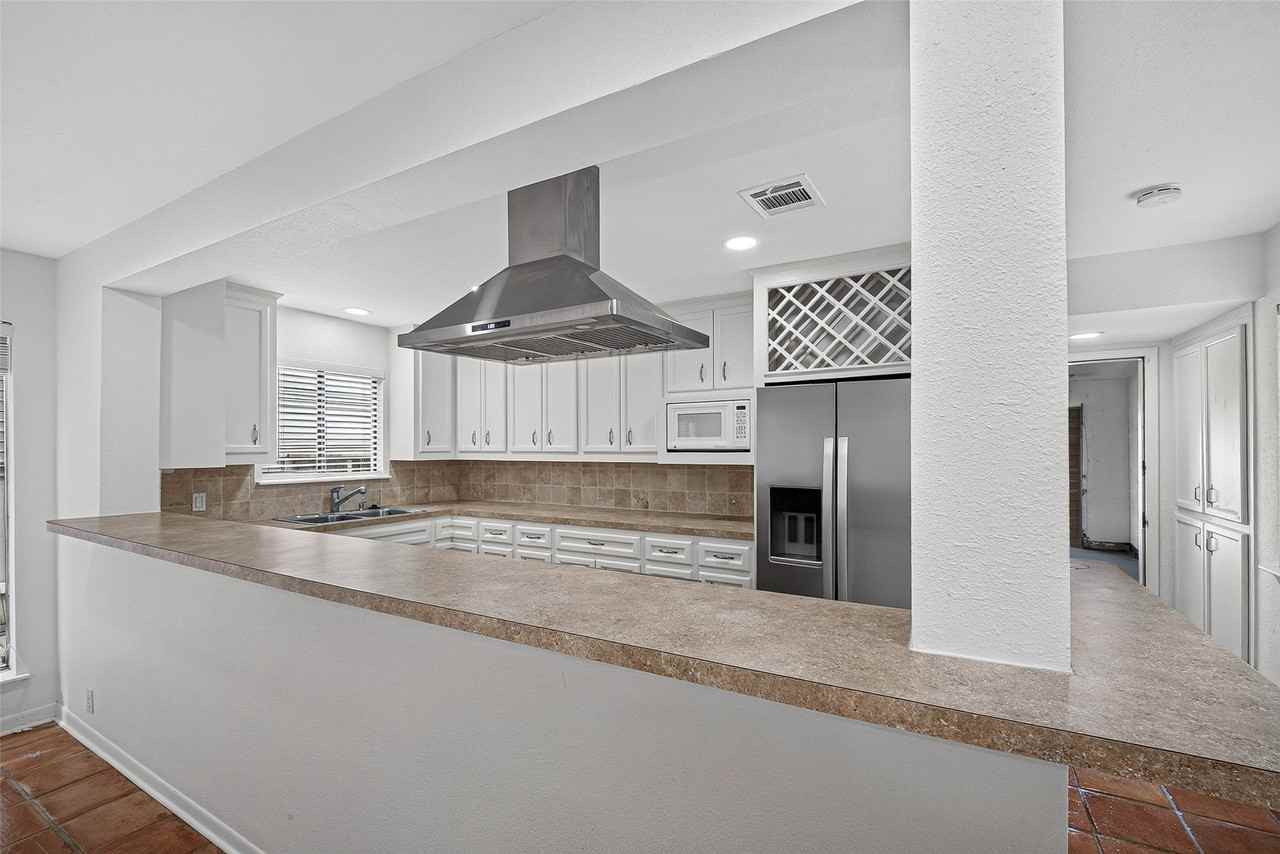 1344 Chardonnay Dr - Photo 6 of 46
