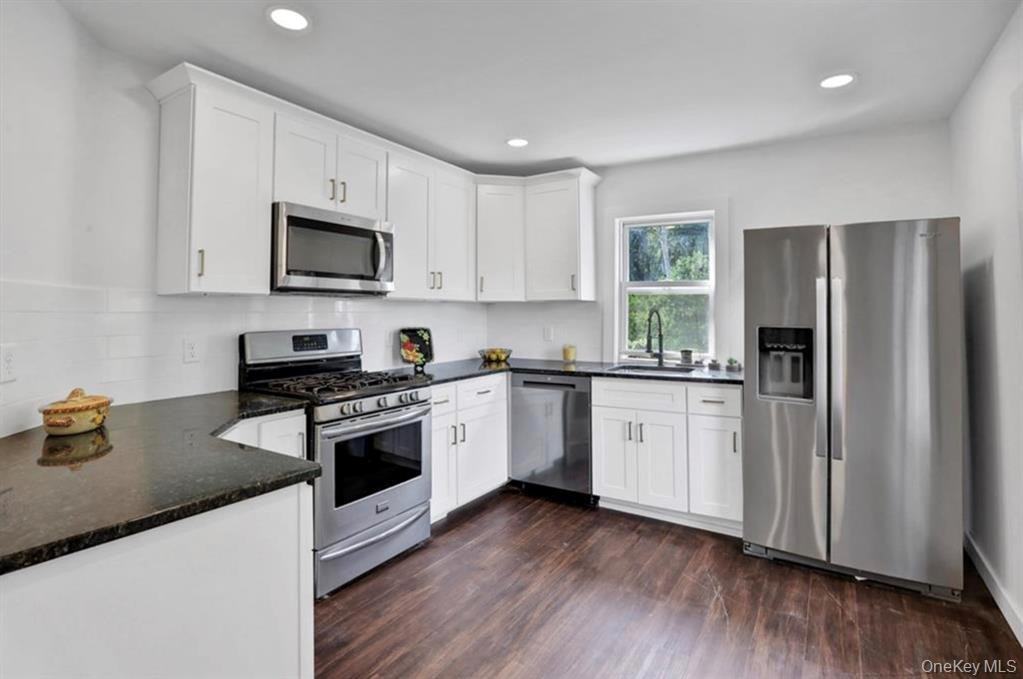 27 Tioronda Ave - Photo 4 of 14