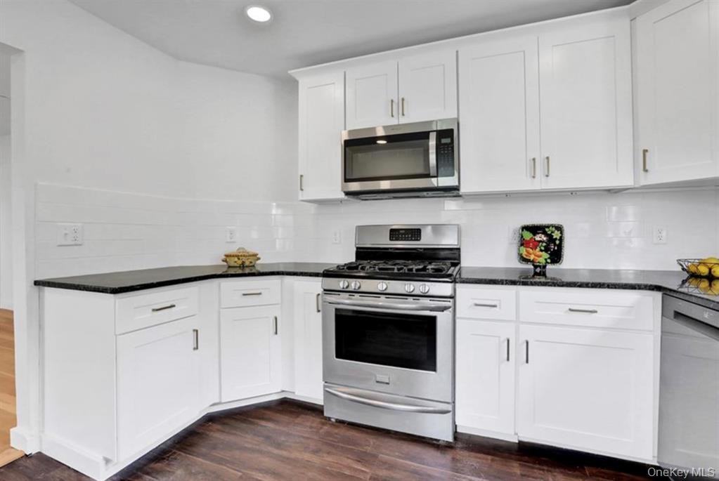 27 Tioronda Ave - Photo 5 of 14