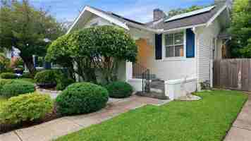 featured image of 2519 Octavia St
