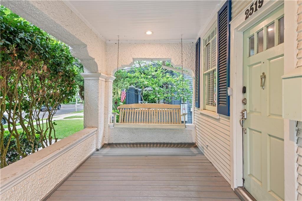 2519 Octavia St - Photo 2 of 32