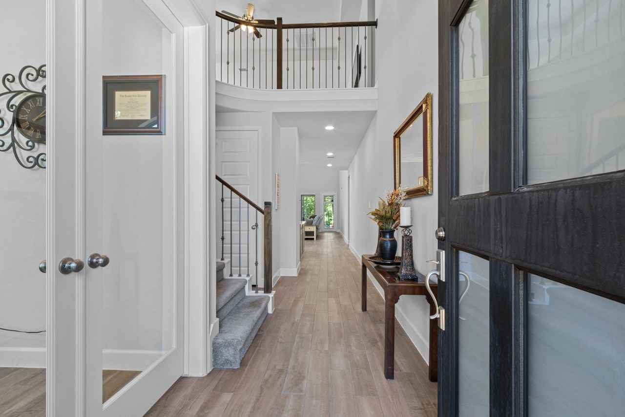 282 Sky Top Dr - Photo 5 of 49