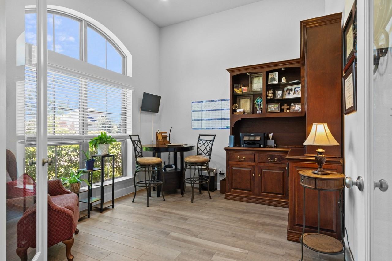 282 Sky Top Dr - Photo 7 of 49