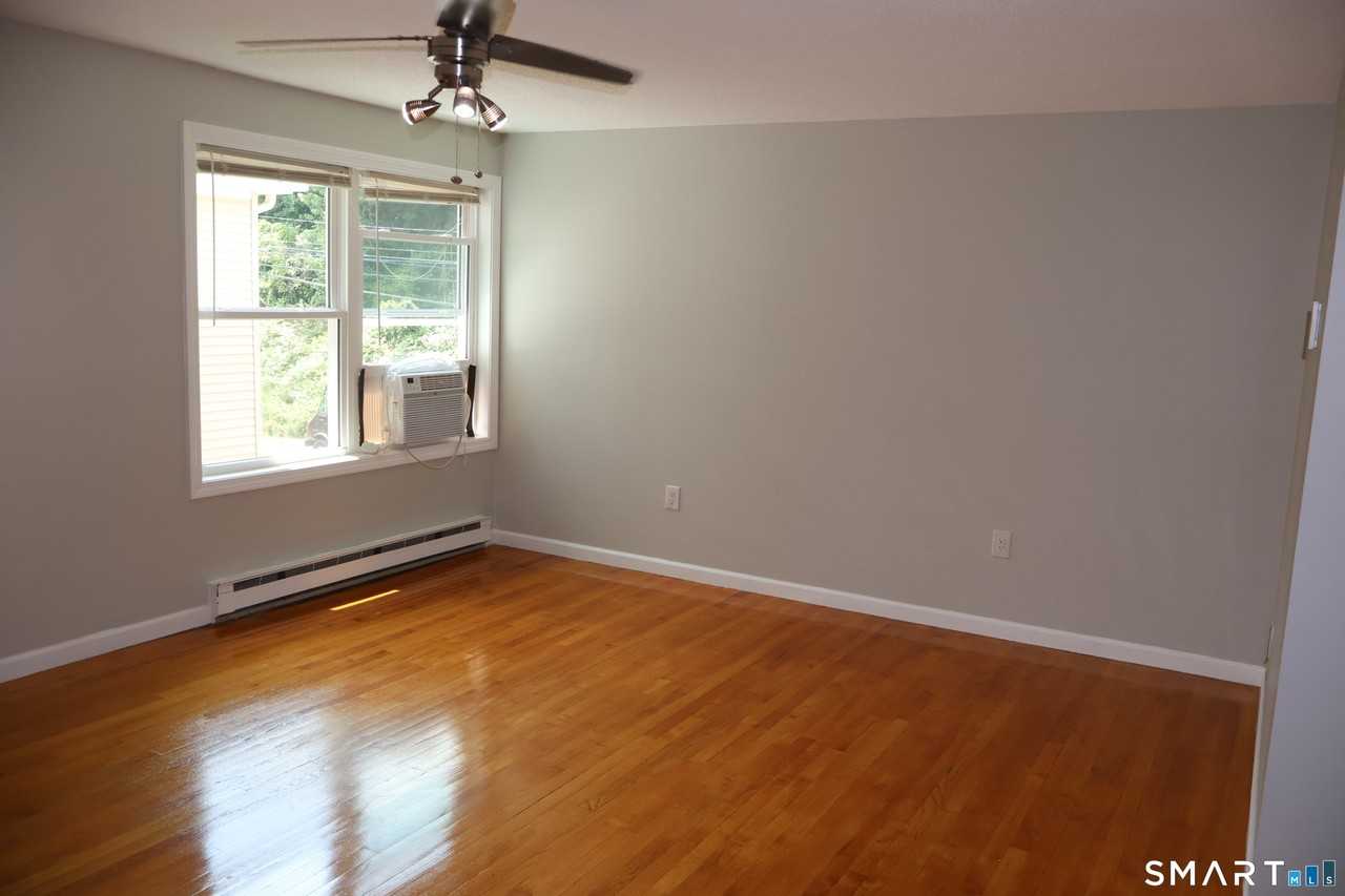 1241 East St - Photo 4 of 12