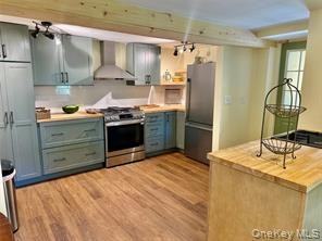 6 Da Vinci Way - Photo 5 of 25