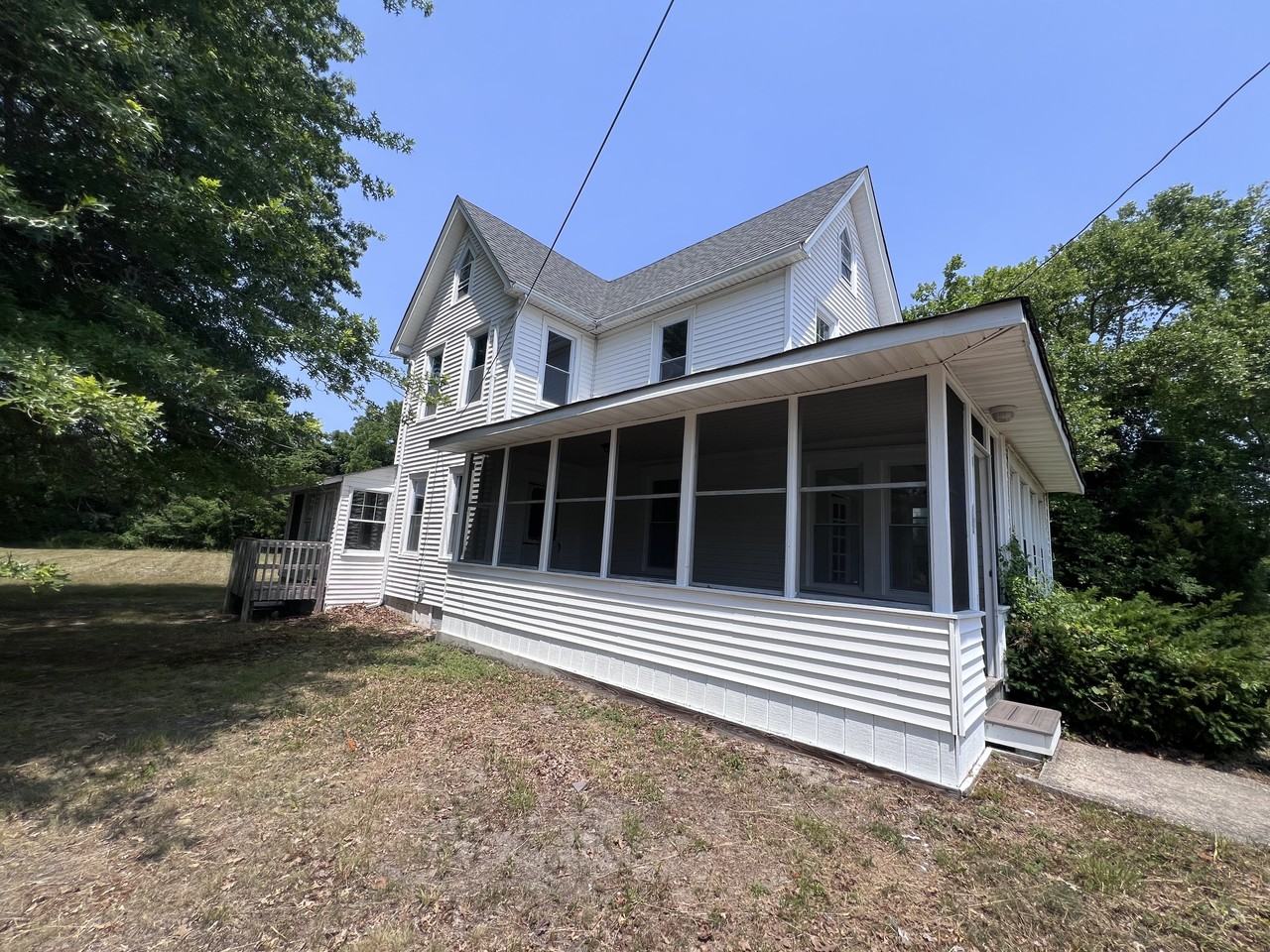 163 S New York Rd #1 - Photo 2 of 16