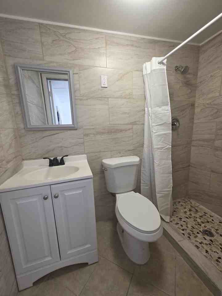 1073 Old Lakeport Rd #2 - Photo 3 of 37