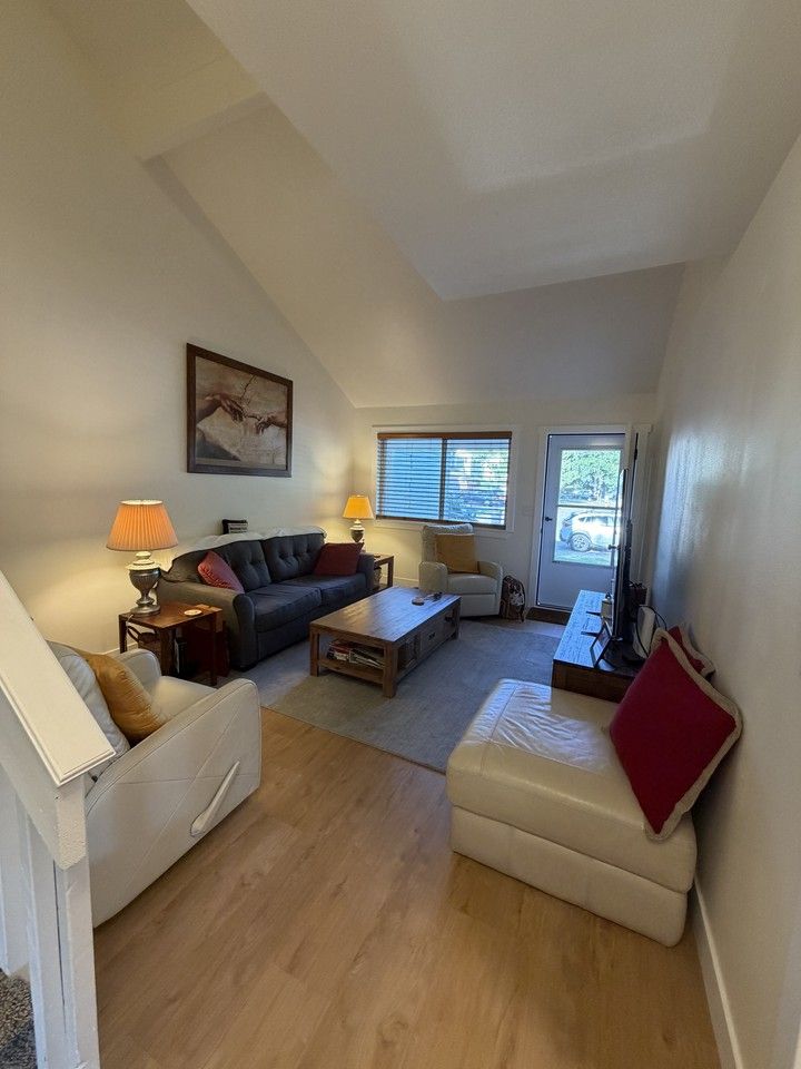 1449 Peacock Pl #1 - Photo 5 of 27