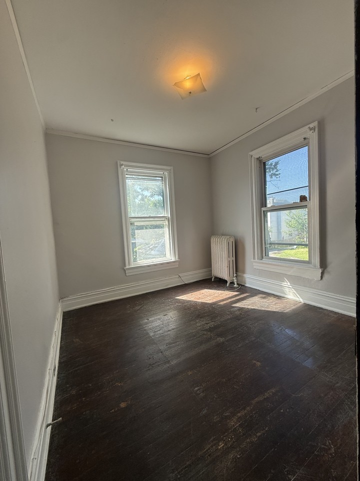 488490 Hamilton St #2 - Photo 6 of 7