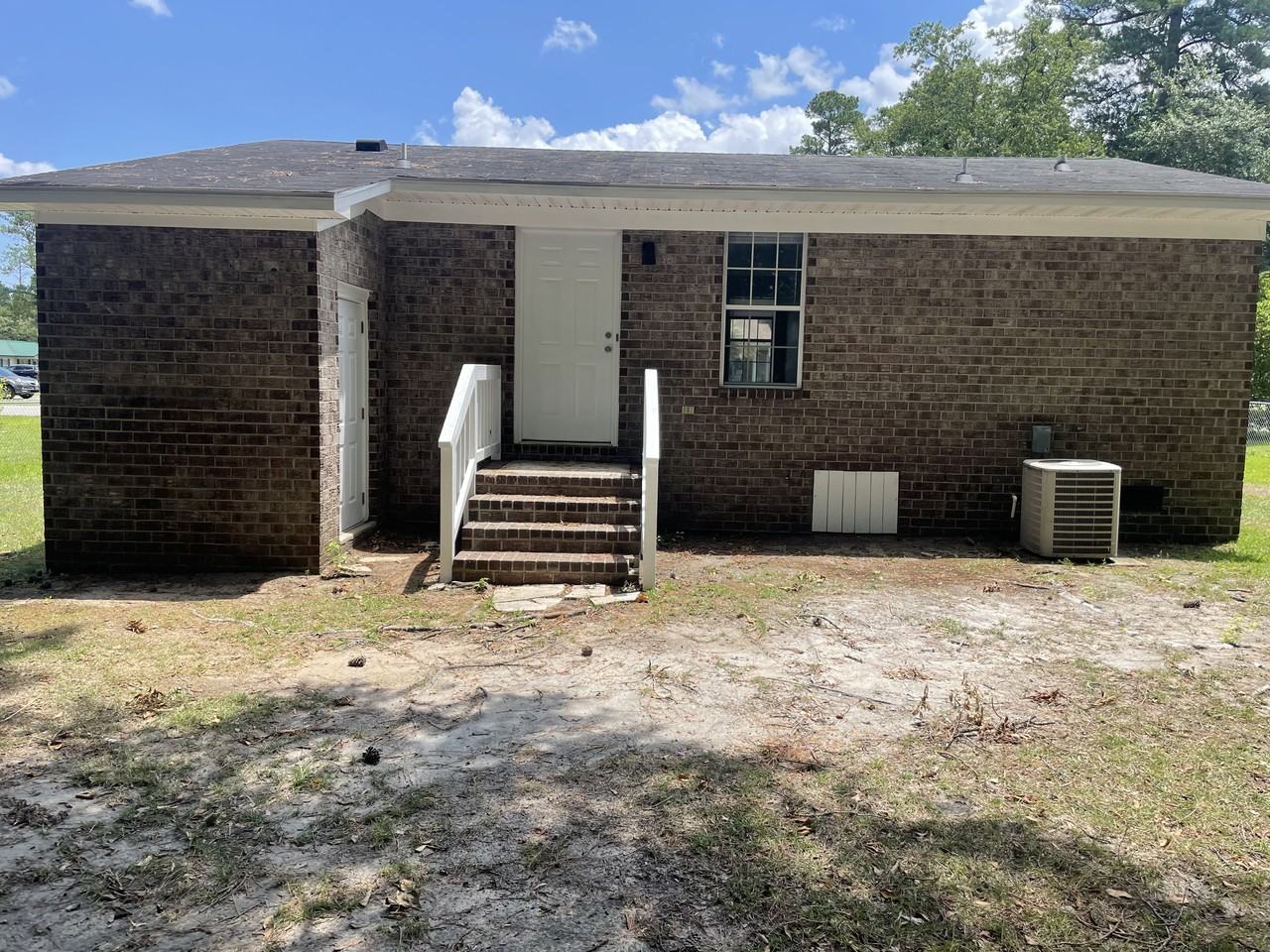 2630 Lincoln Park Dr #A - Photo 2 of 13